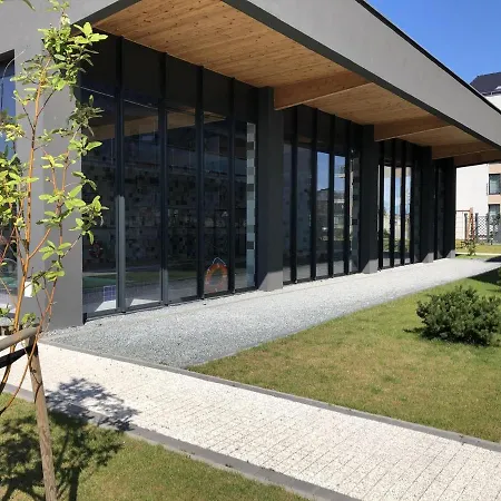 Lux Gray Basen, Piec Morz Apartment