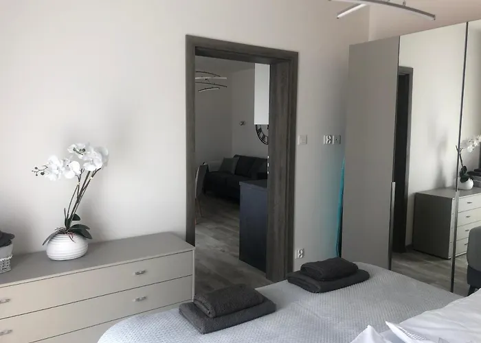 Apartman Lux Gray Basen, Piec Morz *