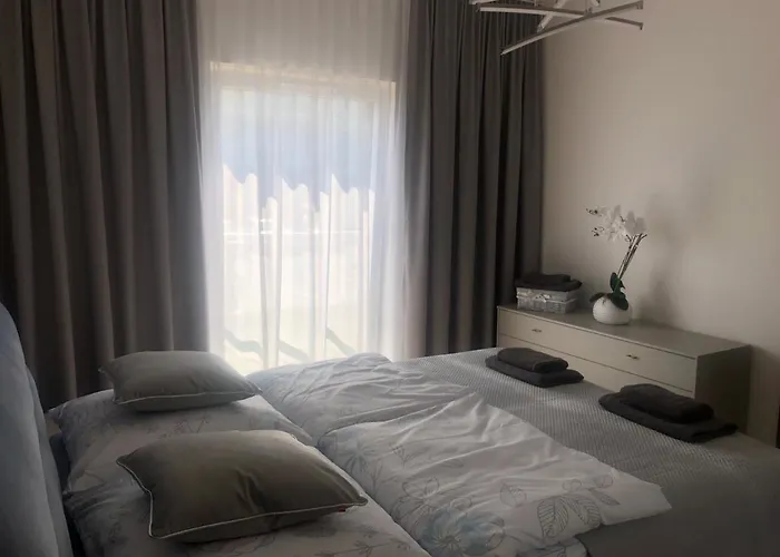 Apartman Lux Gray Basen, Piec Morz Sianozety